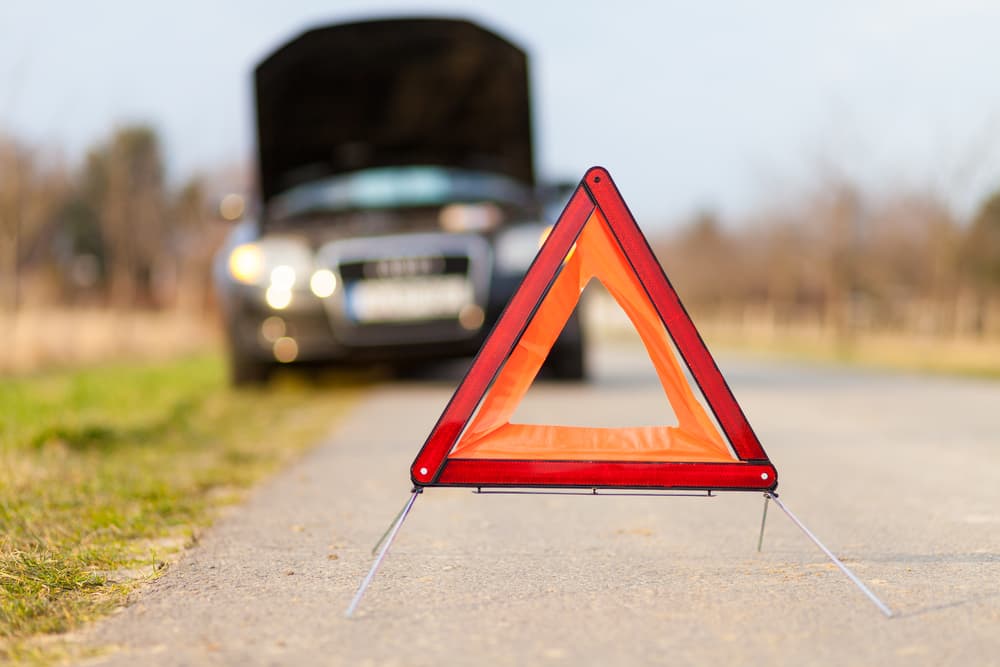 car pulled over with mechanical failure